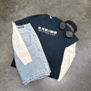 No I'm Not A Doctor Funny Graphic T Shirt Black Humor Tee